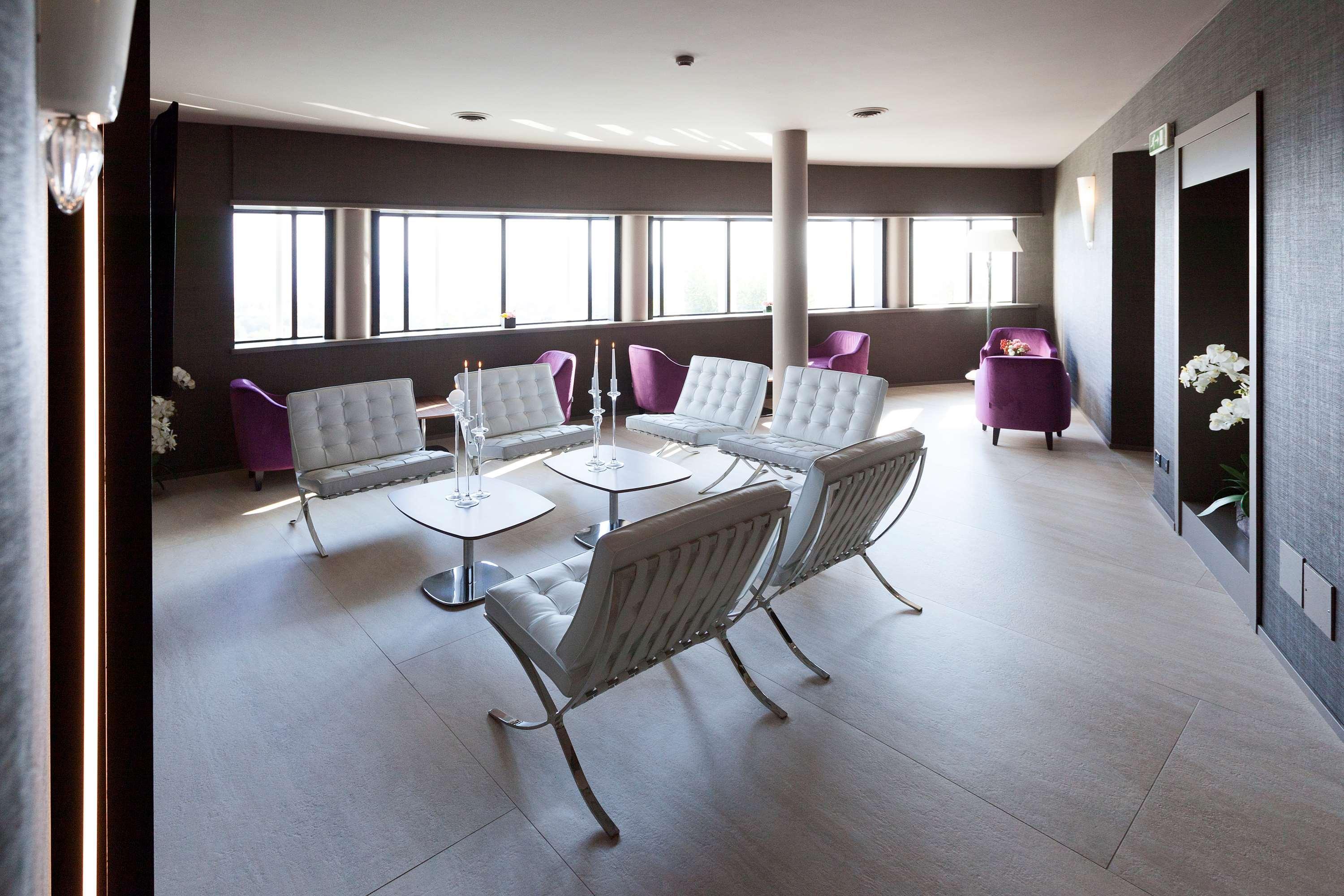 C Hotel By Carmen'S, BW Premier Collection Хамилтън Екстериор снимка
