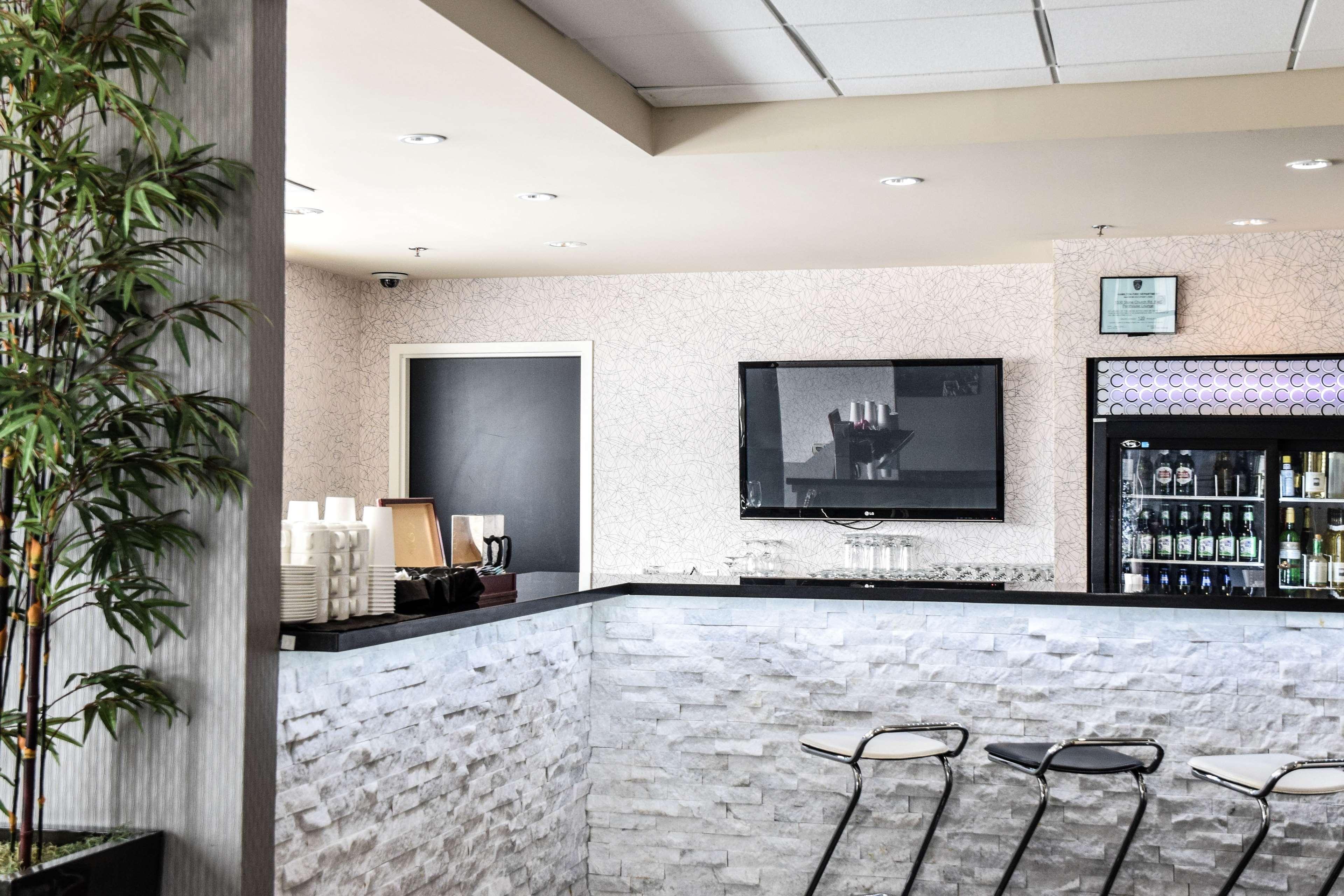 C Hotel By Carmen'S, BW Premier Collection Хамилтън Екстериор снимка