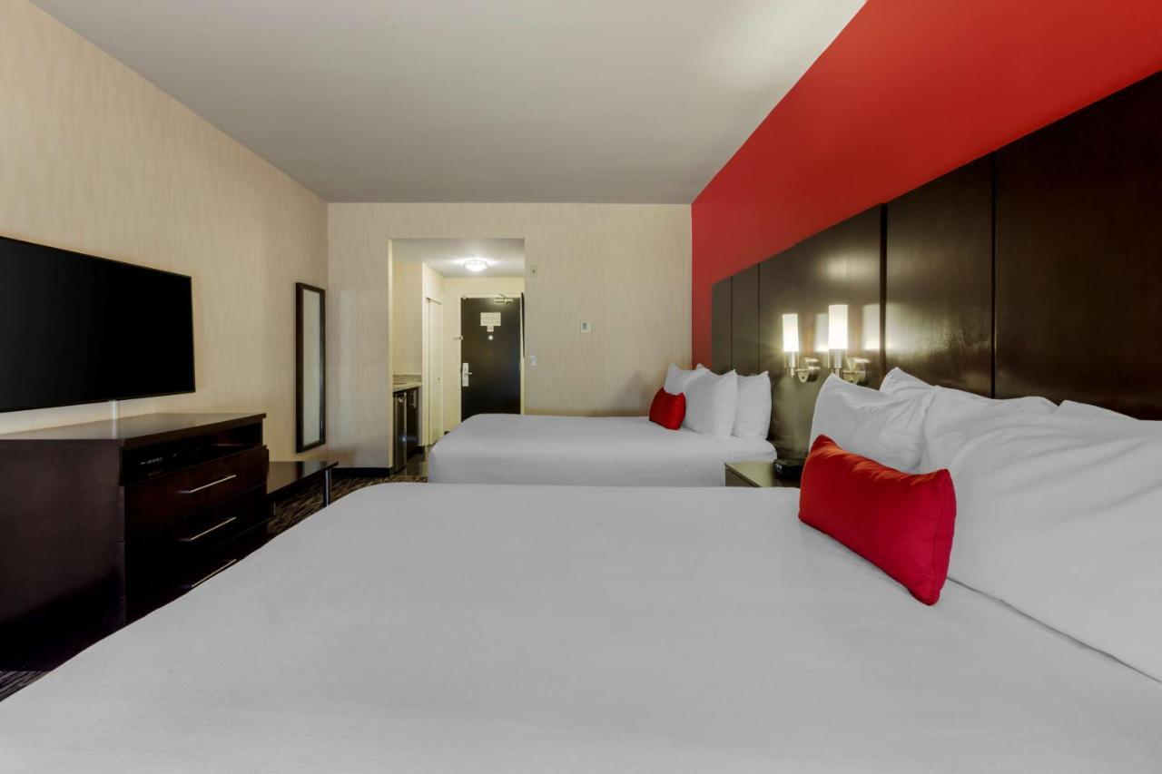 C Hotel By Carmen'S, BW Premier Collection Хамилтън Екстериор снимка